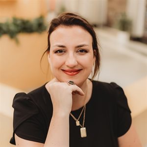 Sarah Holbrook